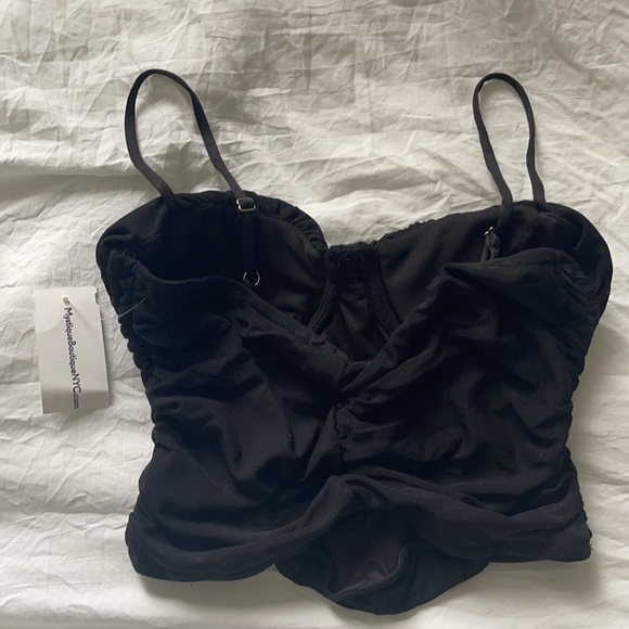 Black tank top - Picture 2 of 4